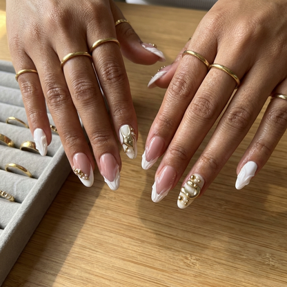 Noor's Nails™ — Pearl Luxe (10 PCS)